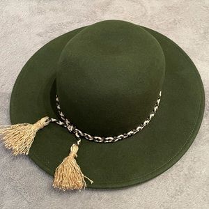 Brixton Wide Brim Hat with Tassles Size XS